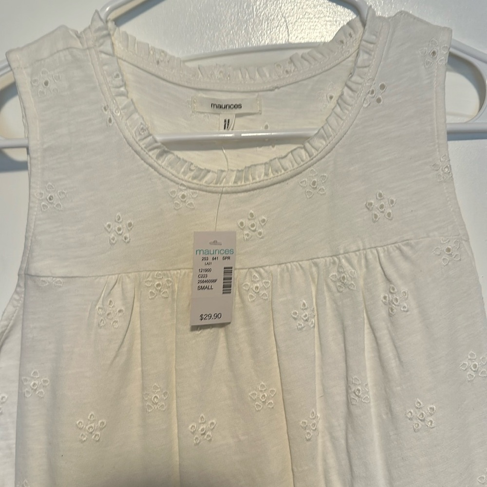 Maurice’s brand new with tags white shirt